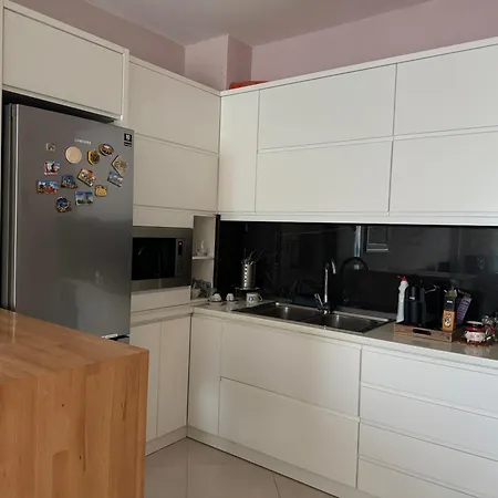 Apartment For Rent In